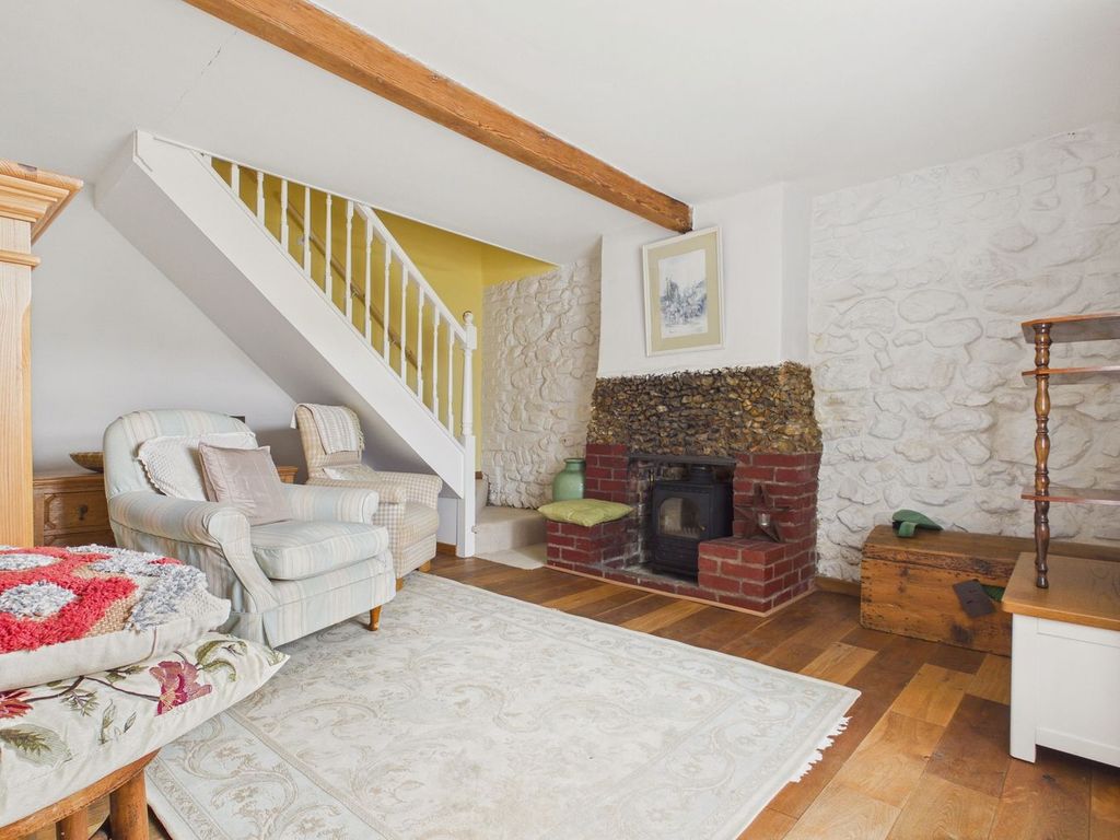 Property photo 3 of 23