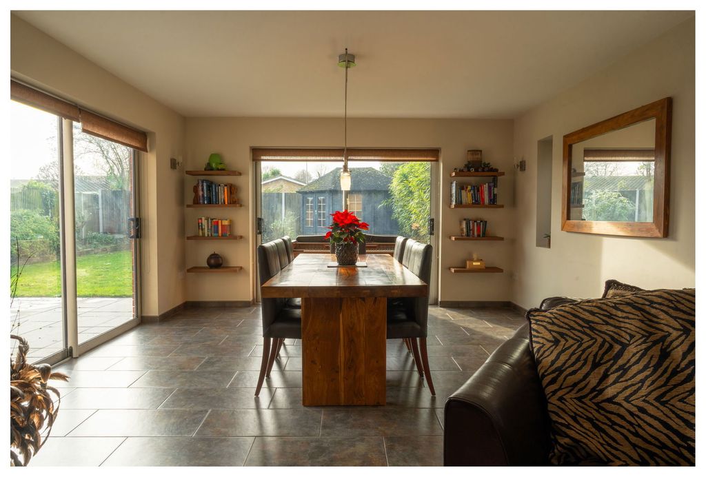 Property photo 3 of 30