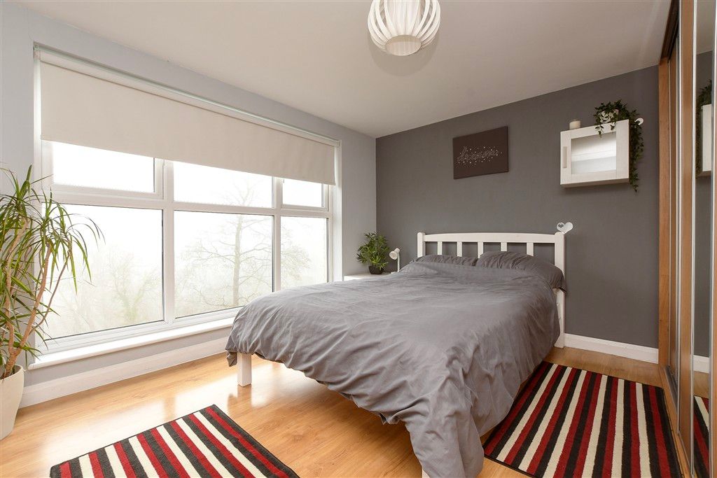 Property photo 1 of 21 Bedroom 3