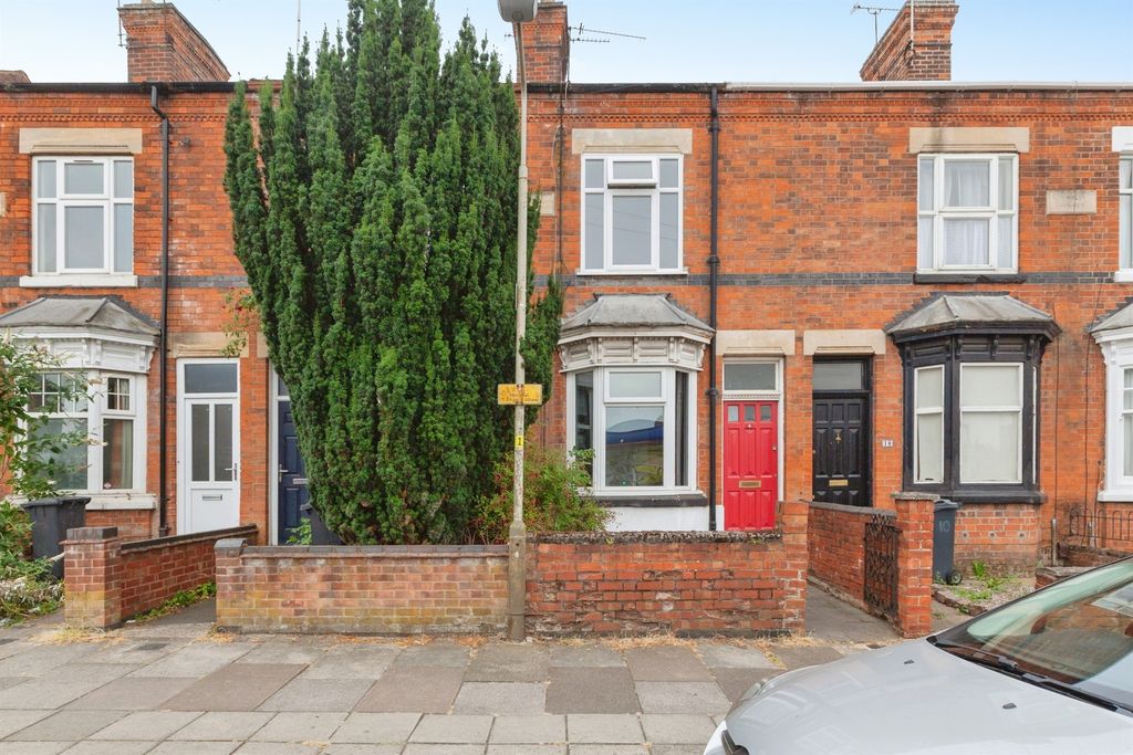 Property photo 1 of 16
