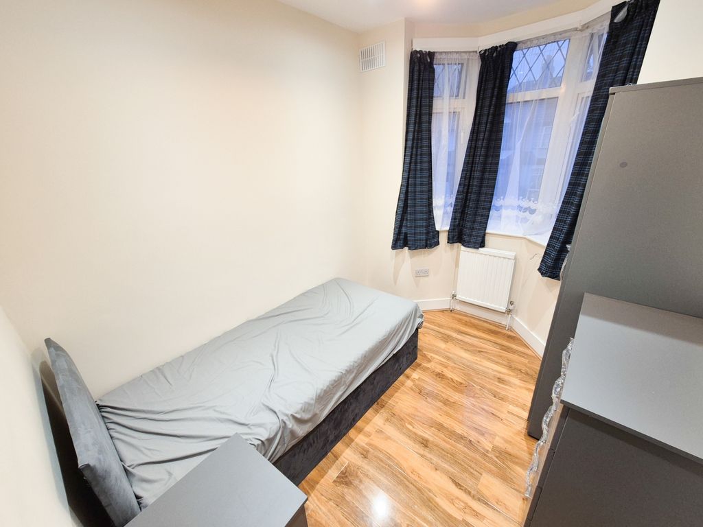 Property photo 1 of 7 Photo 1