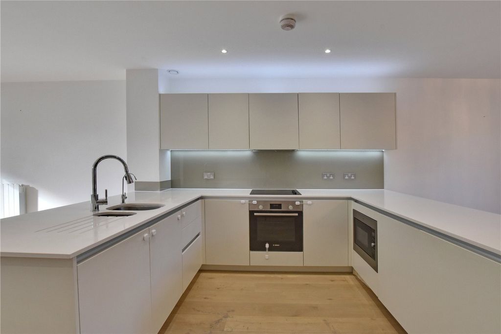 Property photo 3 of 26 Picture No. 12