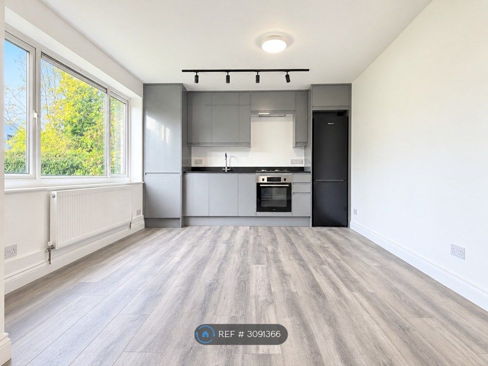 Property photo 1 of 17 Open Plan Living Room & Kitchen