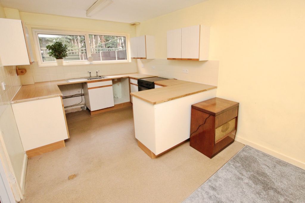 Property photo 3 of 13 4603424