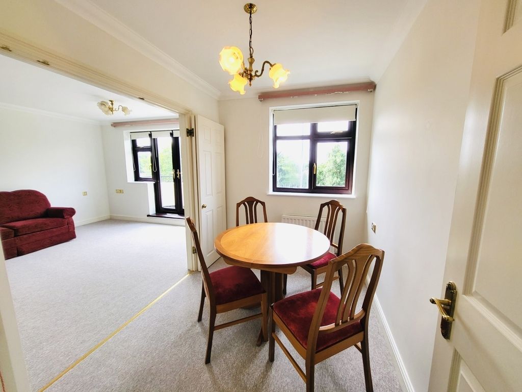 Property photo 3 of 13