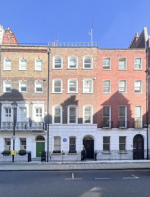 Property photo 2 of 7 Photo 1