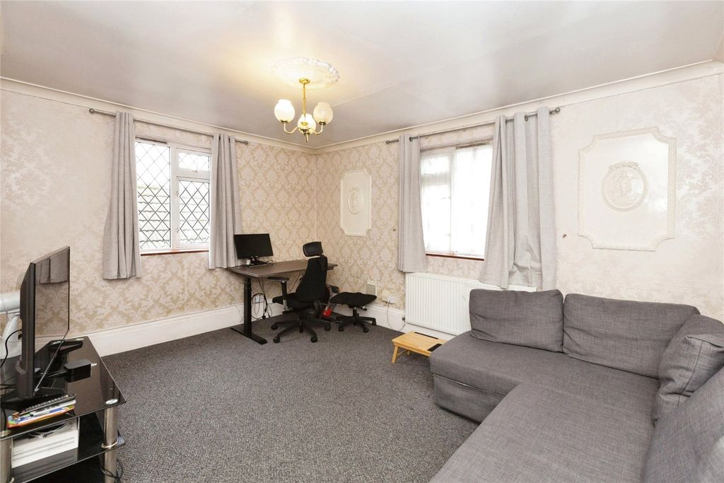 Property photo 3 of 18 Picture No. 03