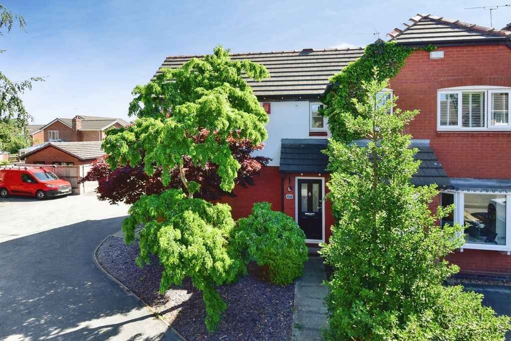 Property photo 1 of 18 Pbox-Img.Jpg