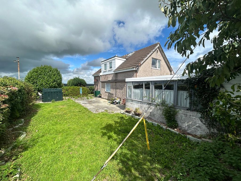 Property photo 2 of 19 Picture No. 05