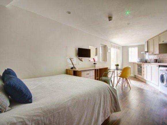 Property photo 2 of 3 8691018.Jpg