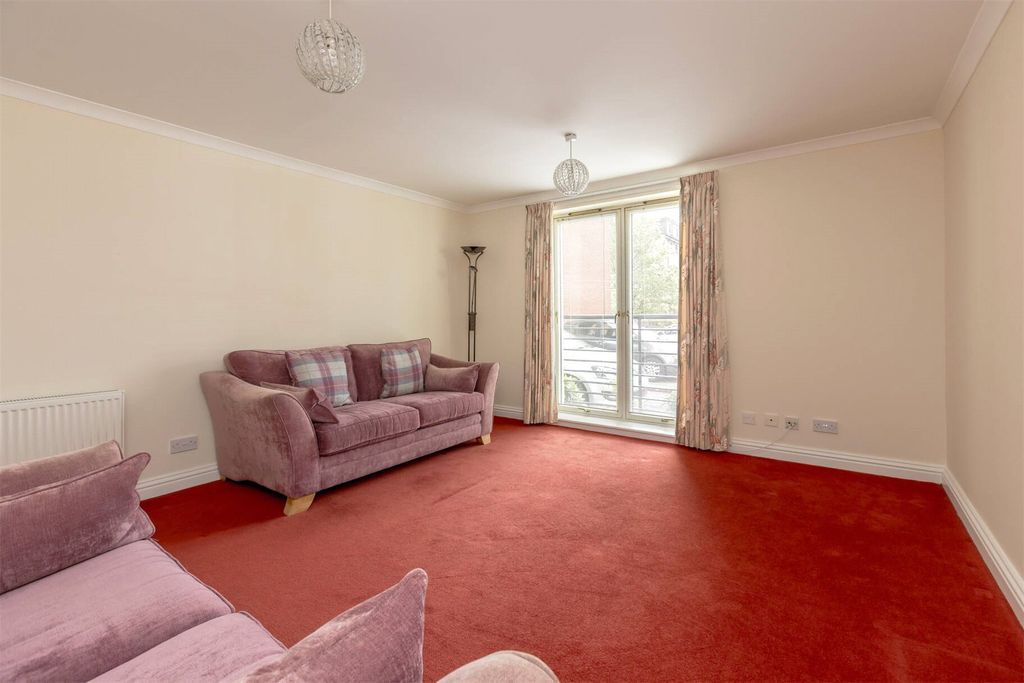 Property photo 3 of 19 Picture No. 22