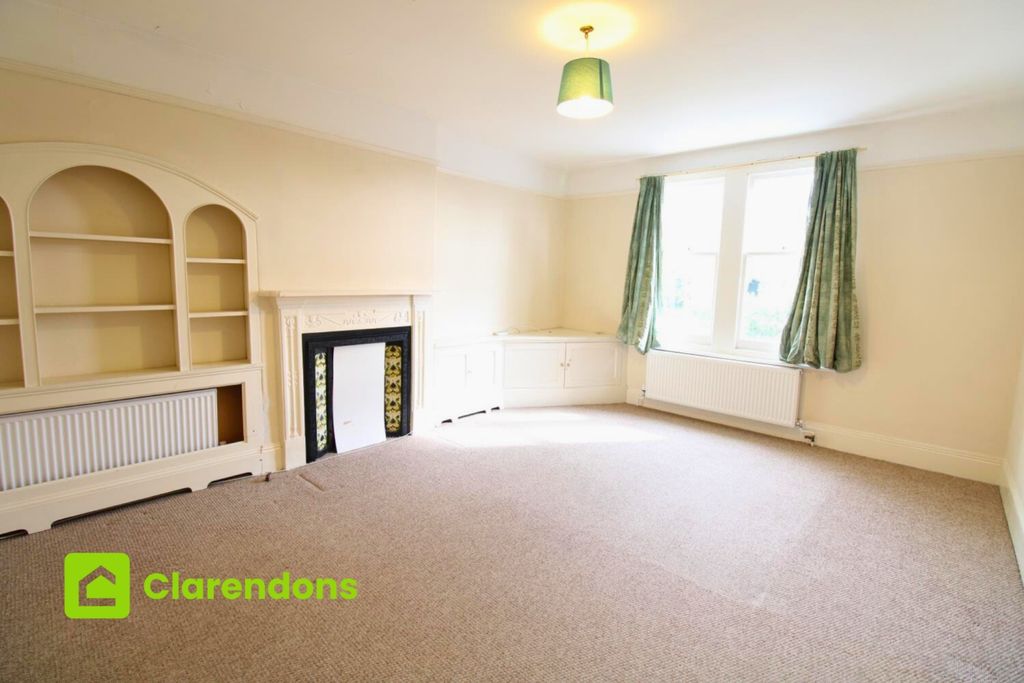Property photo 2 of 6 3
