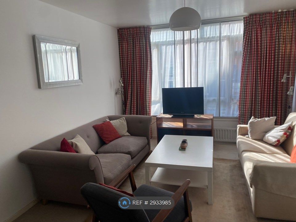 Property photo 2 of 12