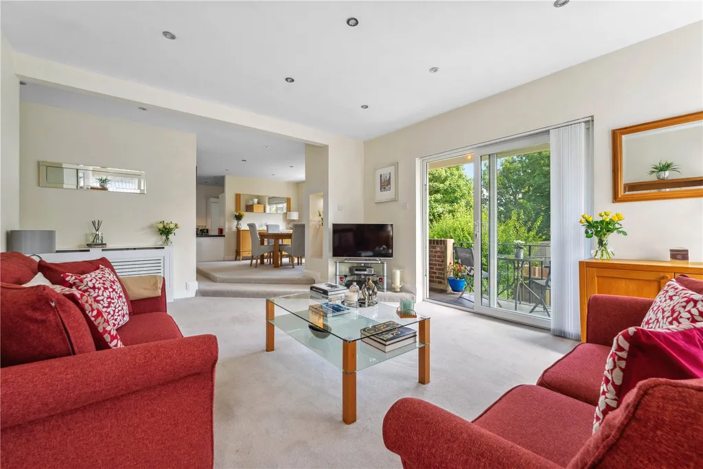 Apartment in London, Wallington - View 3
