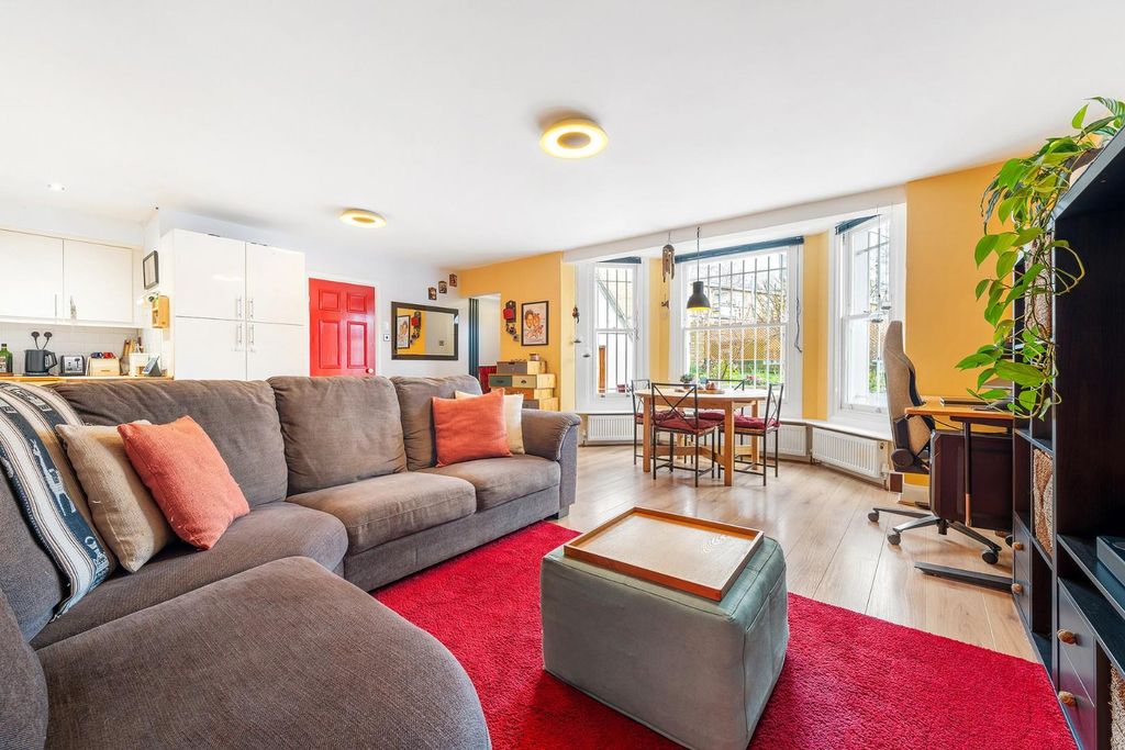 Property photo 2 of 14 Reception (2).Jpg