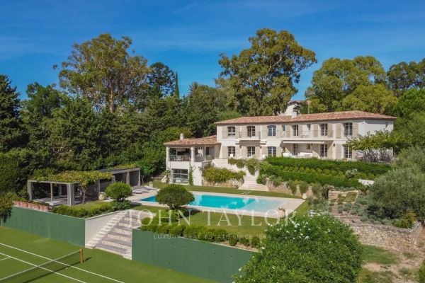 Property photo 1 of 1