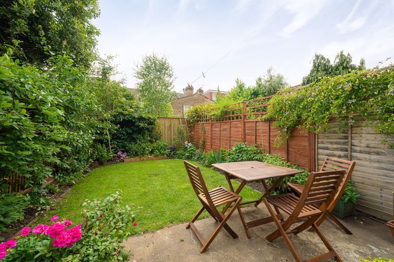 Property photo 2 of 15 Photo 13