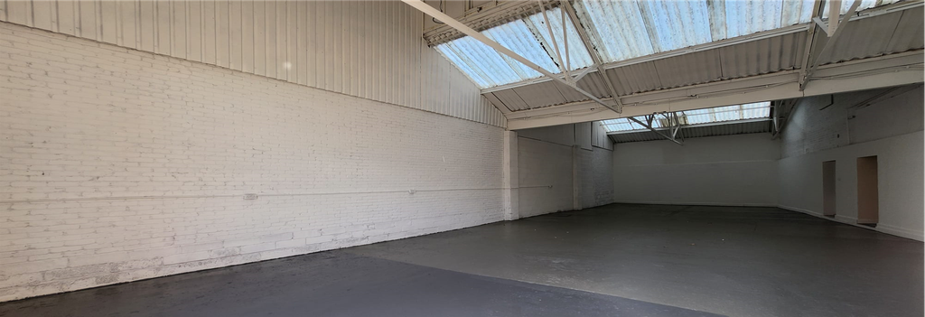 Property photo 2 of 8