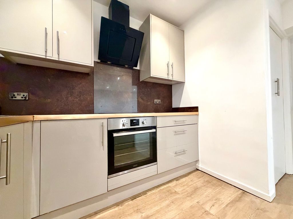 Property photo 3 of 18 View