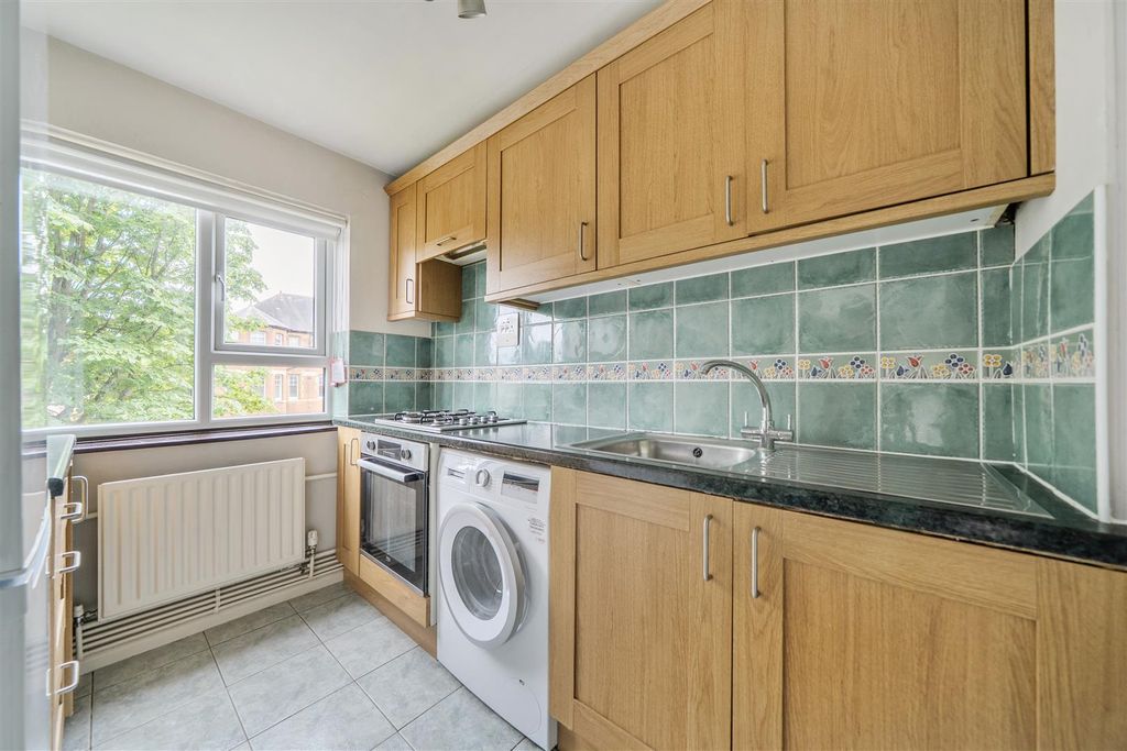 Property photo 3 of 13 1472935 (20).Jpg