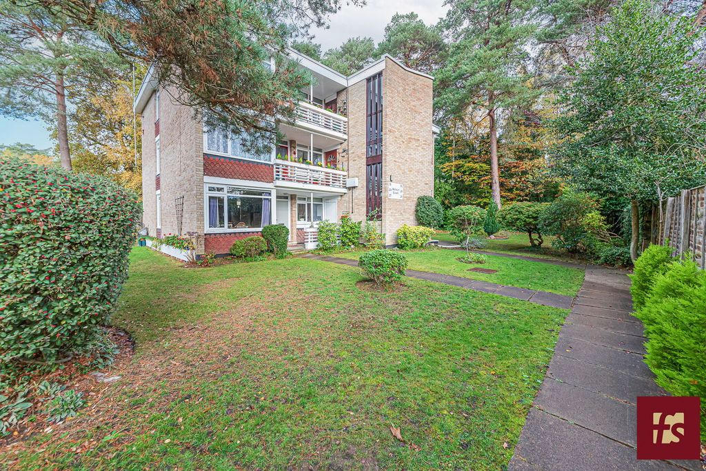 Property photo 2 of 22