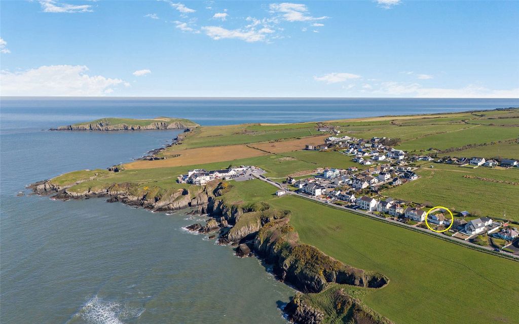 Property photo 2 of 42 Aerial