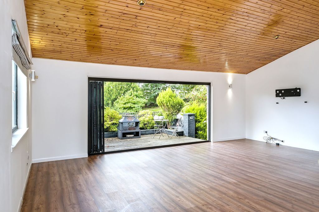 Property photo 3 of 20 Property Image 3