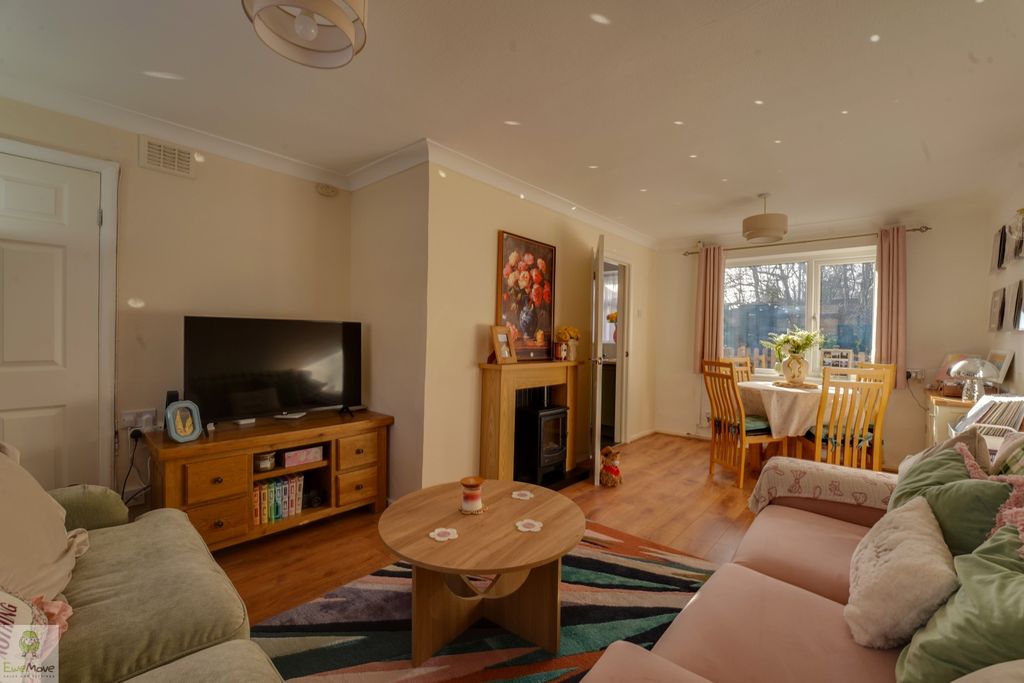 Property photo 1 of 12 Dsc00016-Dsc00020