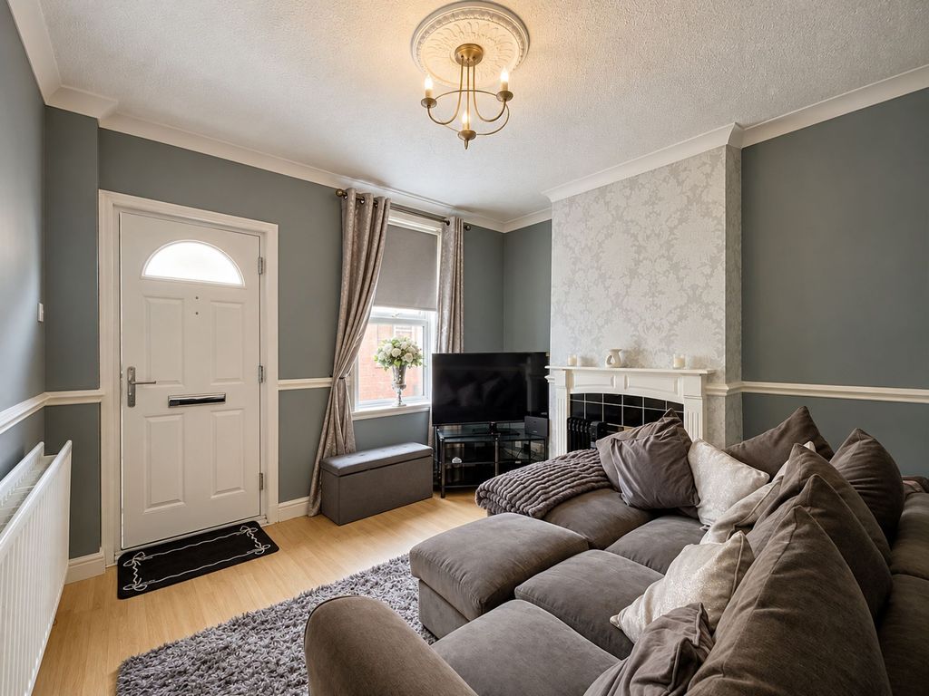 Property photo 3 of 12