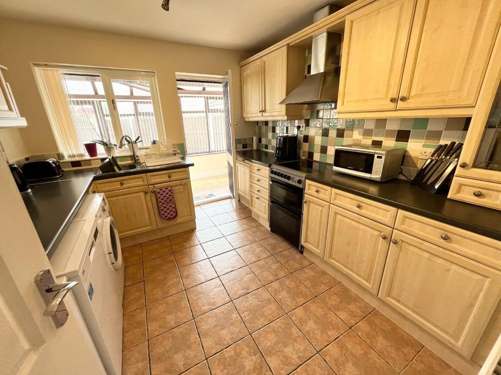 Property photo 2 of 16 Image00004.Jpeg