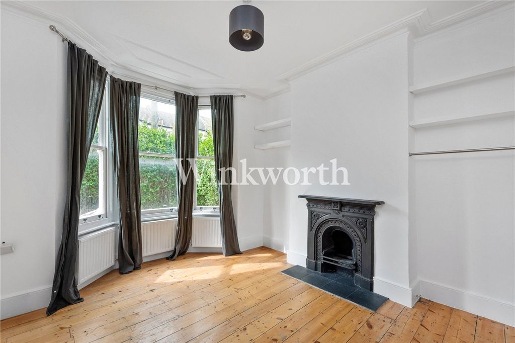 Property photo 2 of 14 Picture No. 16