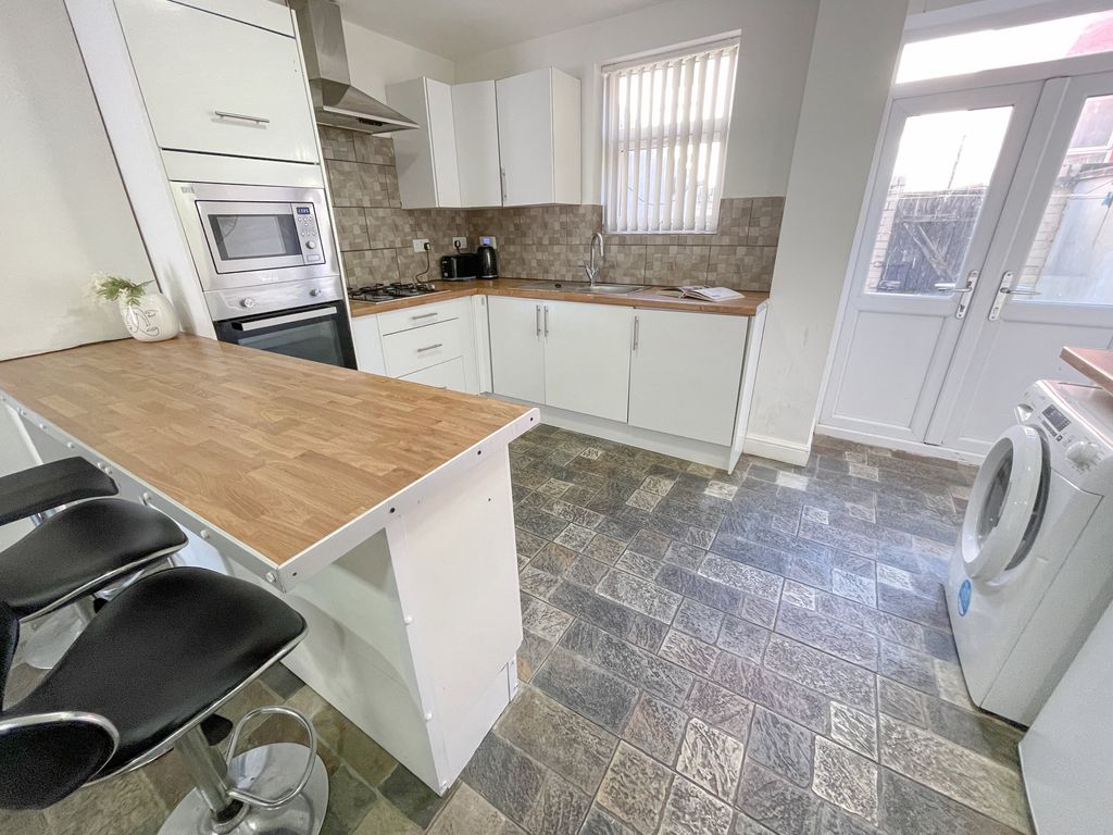 Property photo 3 of 15 65 Cameron Street(1)