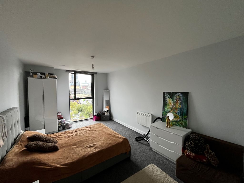 Property photo 3 of 4