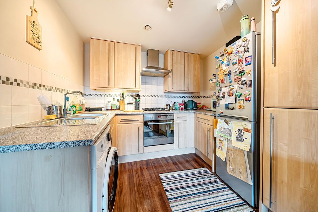 Property photo 2 of 11