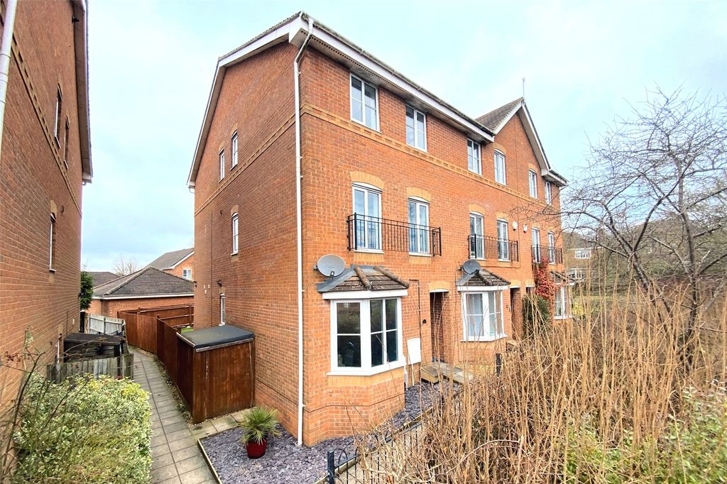 Property photo 1 of 18 Picture No. 23