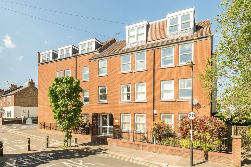 Property photo 1 of 7