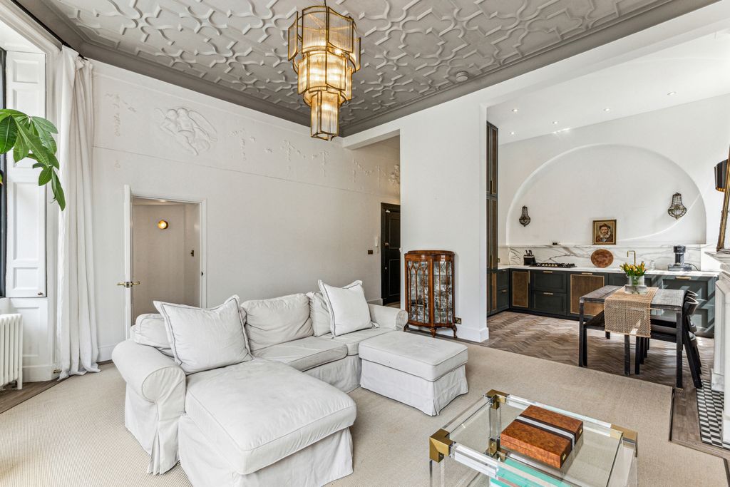 Property photo 3 of 16 Reception Room