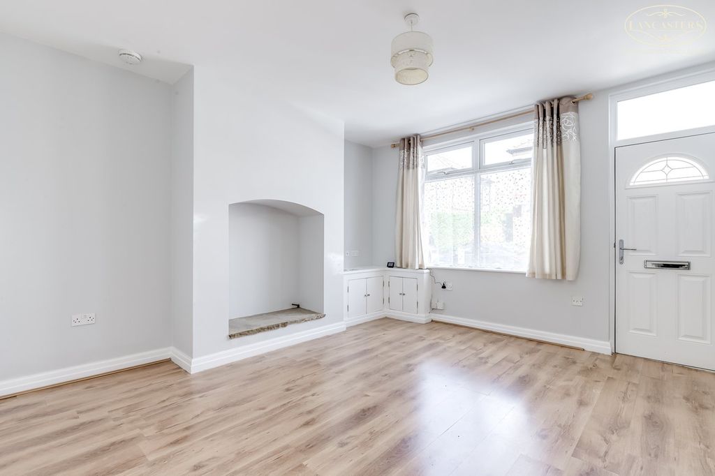 Property photo 2 of 19 Reception Room