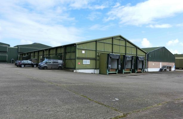 Property photo 1 of 3