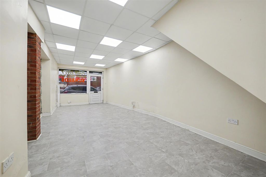 Property photo 2 of 8 P2137930.Jpeg