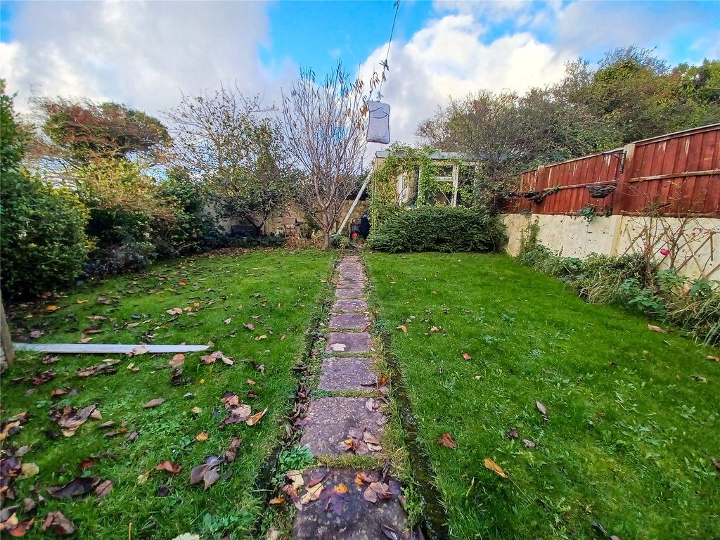 Property photo 3 of 18 Picture No. 20