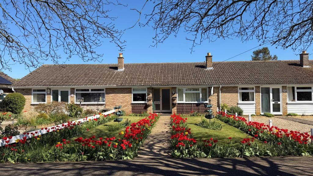 Property photo 1 of 12 Front.Jpg