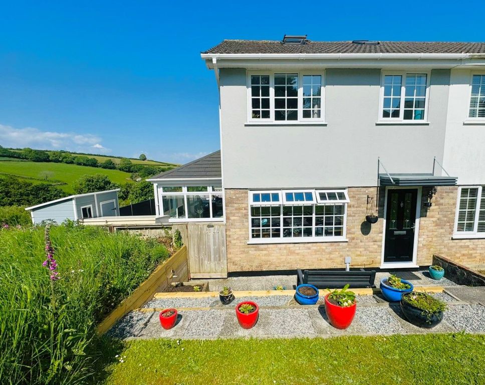 Property photo 1 of 33