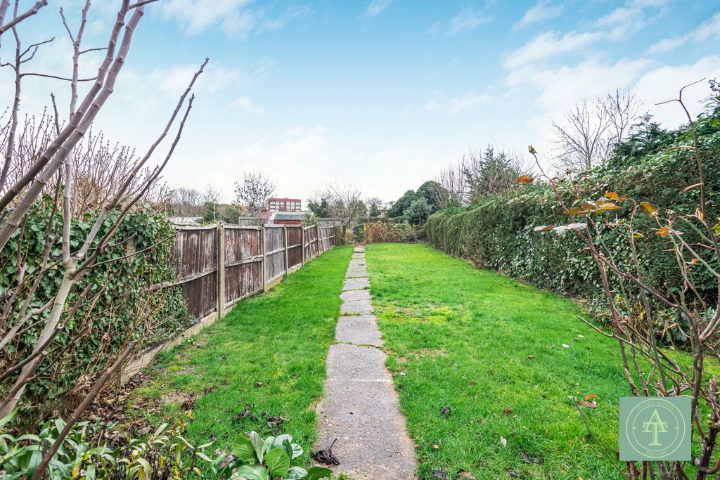 Property photo 3 of 22 Gallery