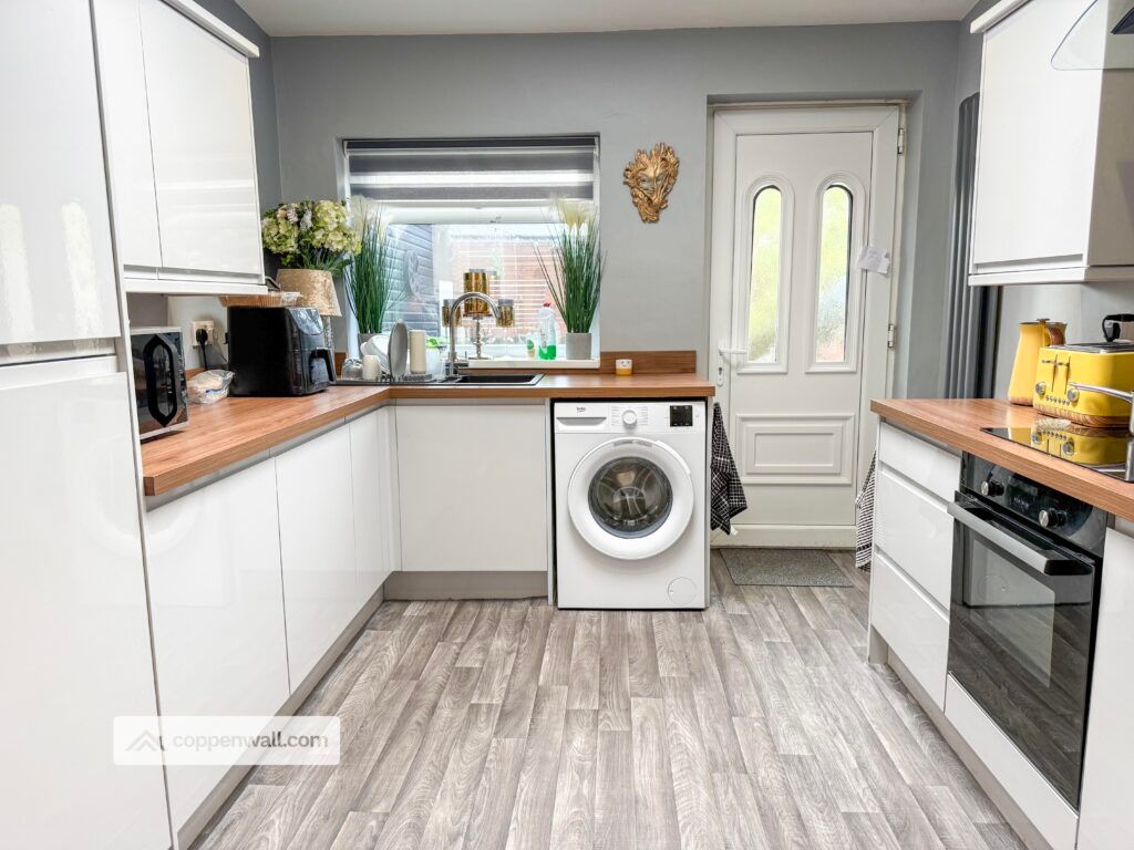 Property photo 3 of 21