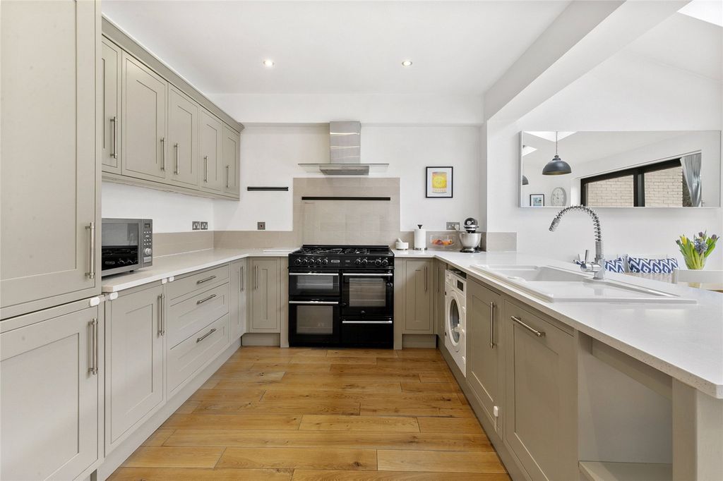 Property photo 3 of 15 Kitchen