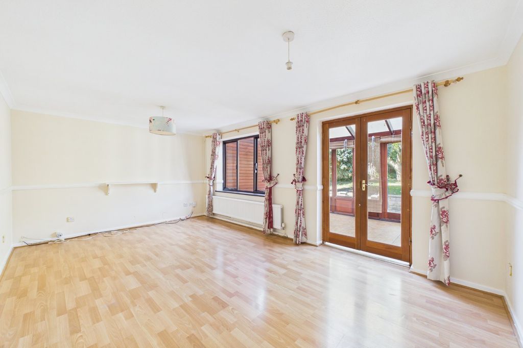 Property photo 2 of 12 Picture No. 06