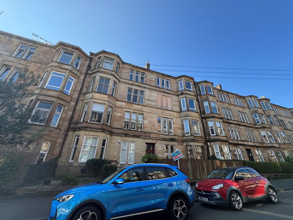 Property photo 2 of 6 External