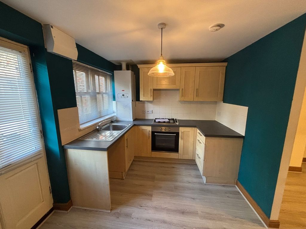 Property photo 2 of 9 Picture No. 10