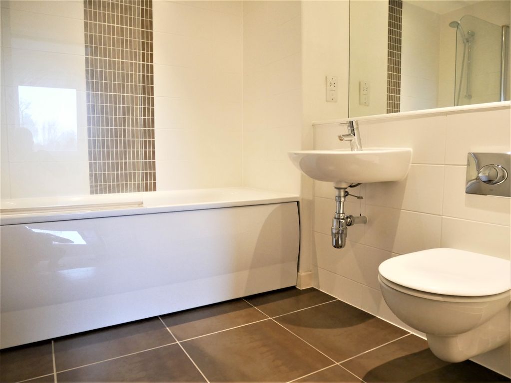 Property photo 3 of 4